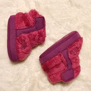 The North Face NSE fleece infant booties